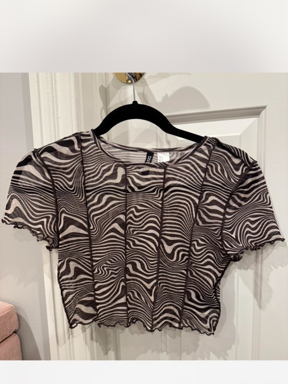 H&M Black & White Sheer Wave-Print Crop Top